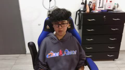 Snapshot of thomascooper_cams chatting on January 29, 3:01 am VALERIA online show from January 29, 3:01 am