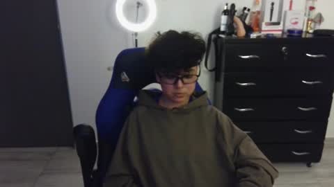 Snapshot of thomascooper_cams chatting on January 30, 12:29 am VALERIA online show from January 30, 12:29 am