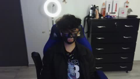 Snapshot of thomascooper_cams chatting on January 31, 1:54 am VALERIA online show from January 31, 1:54 am