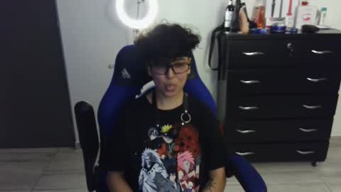 Snapshot of thomascooper_cams chatting on February 2, 1:23 am VALERIA online show from February 2, 1:23 am