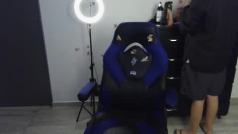 Snapshot of thomascooper_cams chatting on February 3, 3:53 am VALERIA online show from February 3, 3:53 am