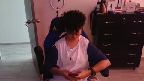 Snapshot of thomascooper_cams chatting on February 12, 8:40 pm VALERIA online show from February 12, 8:40 pm