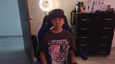 Snapshot of thomascooper_cams chatting on February 20, 7:52 pm VALERIA online show from February 20, 7:52 pm