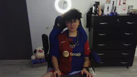 Snapshot of thomascooper_cams chatting on February 28, 11:01 pm VALERIA online show from February 28, 11:01 pm