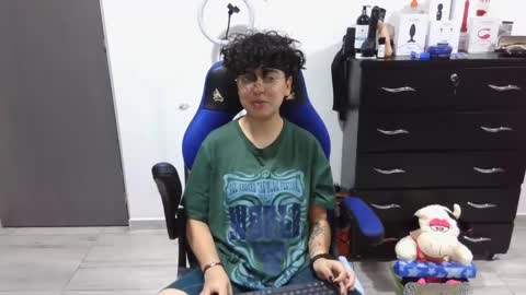 Snapshot of thomascooper_cams chatting on March 2, 5:33 am VALERIA online show from March 2, 5:33 am