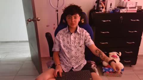 Snapshot of thomascooper_cams chatting on March 3, 9:48 pm VALERIA online show from March 3, 9:48 pm