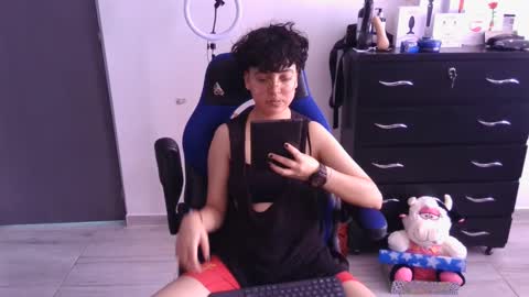 Snapshot of thomascooper_cams chatting on March 8, 3:24 pm VALERIA online show from March 8, 3:24 pm