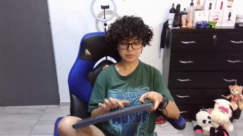 Snapshot of thomascooper_cams chatting on September 8, 7:13 pm VALERIA online show from September 8, 7:13 pm