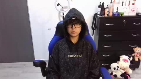 Snapshot of thomascooper_cams chatting on September 18, 6:32 pm VALERIA online show from September 18, 6:32 pm