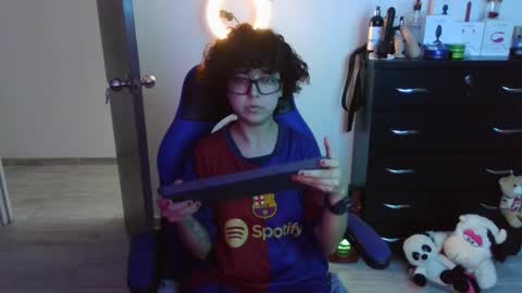 Snapshot of thomascooper_cams chatting on October 8, 8:28 pm VALERIA online show from October 8, 8:28 pm