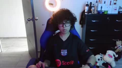 Snapshot of thomascooper_cams chatting on October 21, 6:41 pm VALERIA online show from October 21, 6:41 pm