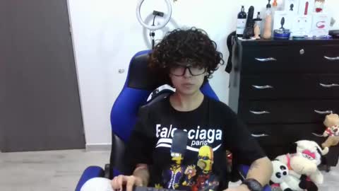 Snapshot of thomascooper_cams chatting on October 29, 8:43 pm VALERIA online show from October 29, 8:43 pm