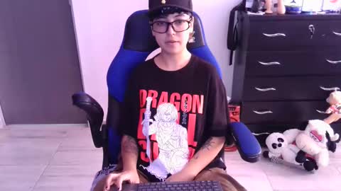 Snapshot of thomascooper_cams chatting on November 22, 4:06 pm VALERIA online show from November 22, 4:06 pm