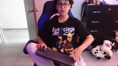 Snapshot of thomascooper_cams chatting on December 4, 6:49 pm VALERIA online show from December 4, 6:49 pm