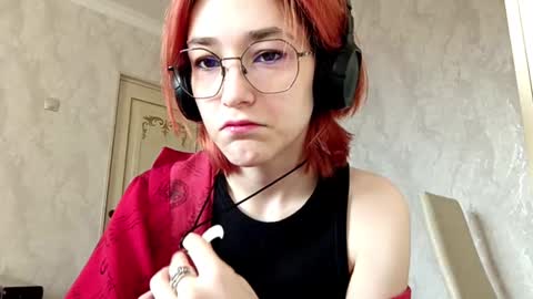 Lina online show from November 27, 11:01 am