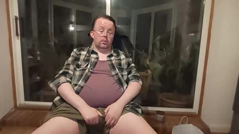 Snapshot of thomsam88 chatting on May 13, 2:42 am Thomsam88 check out my bio for loads of hot videos mmmmmmmmmm online show from May 13, 2:42 am