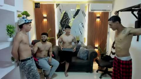 thomson_hot01 online show from April 17, 5:21 am