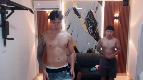 thomson_hot01 online show from June 2, 5:20 am