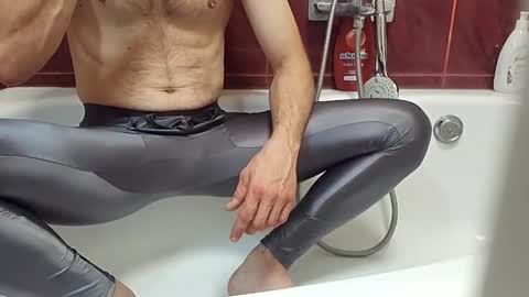 Thongsandstocking online show from November 2, 10:23 pm