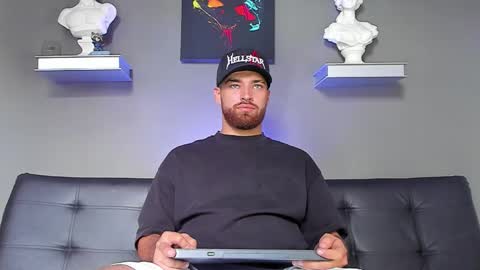 Snapshot of thor_evans chatting on November 21, 8:51 pm thor_evans online show from November 21, 8:51 pm