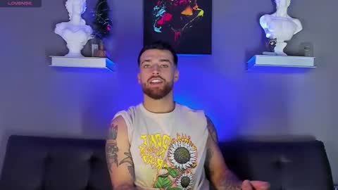 Snapshot of thor_evans chatting on November 29, 2:14 am thor_evans online show from November 29, 2:14 am