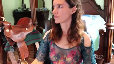 ThornburyRose online show from September 25, 3:27 pm