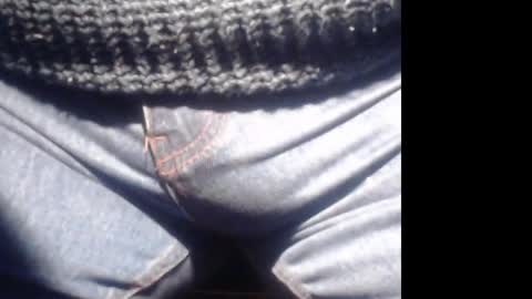 threephase323 online show from April 18, 7:29 pm