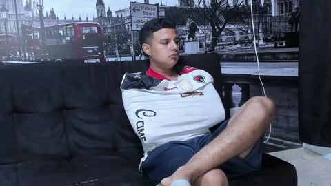 BRITHANY BRYAN ALEX online show from January 3, 1:14 pm