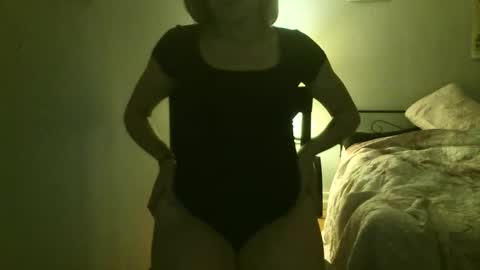 throatbabi34 online show from October 22, 1:22 pm