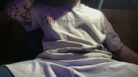 Snapshot of throatface_killah chatting on May 1, 8:35 pm throatface_killah online show from May 1, 8:35 pm
