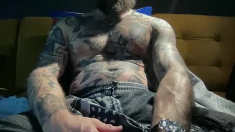 Snapshot of throatface_killah chatting on May 3, 5:52 pm throatface_killah online show from May 3, 5:52 pm