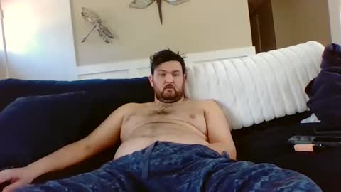 Snapshot of throwaway00000007 chatting on March 10, 6:12 pm Make me explode please... online show from March 10, 6:12 pm