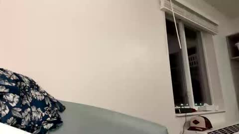 Snapshot of thsdikhitanglz chatting on February 24, 1:25 am thsdikhitanglz online show from February 24, 1:25 am