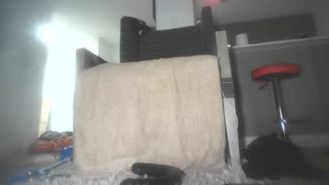 thugpucci online show from February 7, 4:33 pm