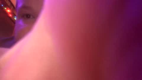 thunderbird2696 online show from December 23, 4:32 am