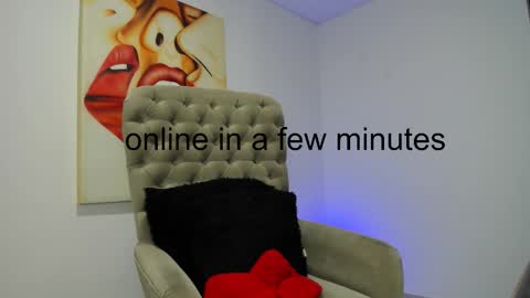 Snapshot of tiago_hannah chatting on February 11, 10:53 am carolina online show from February 11, 10:53 am