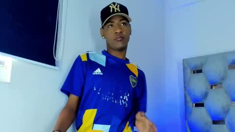 tiago_xxx_ online show from October 17, 9:28 pm