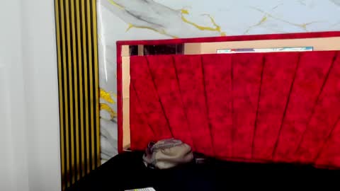 tiana_hots online show from April 14, 1:00 am