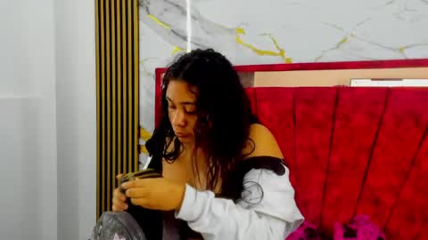 tiana_hots online show from April 17, 2:03 am