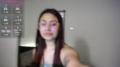 Snapshot of tiana_sweett chatting on July 14, 4:17 am tiana online show from July 14, 4:17 am