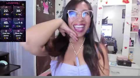 tiana_violet online show from July 30, 7:02 pm