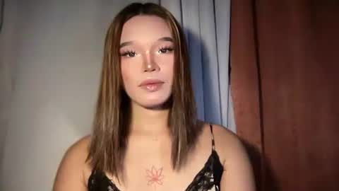 Ms. Tiara online show from April 4, 5:16 am