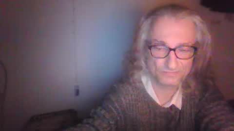tiddles12345 online show from April 21, 12:23 am