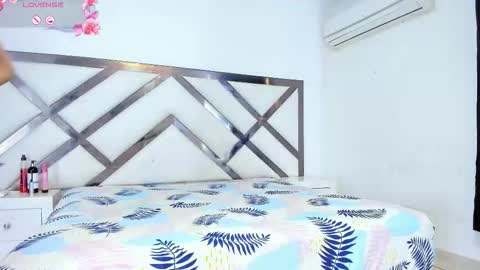 Tifani brown online show from February 16, 1:40 pm