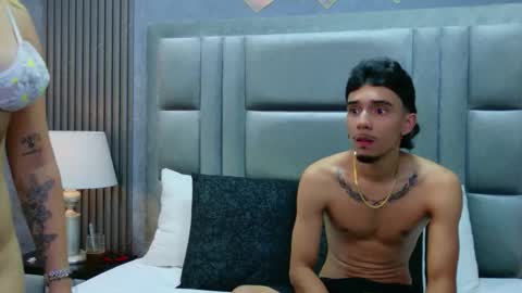 Snapshot of tifannyandethan chatting on February 17, 3:47 am Ethan and Tifanny online show from February 17, 3:47 am