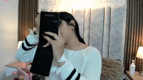 Snapshot of tifany__ross chatting on January 30, 2:49 am Tiff3 online show from January 30, 2:49 am