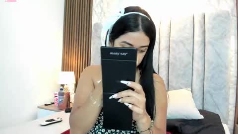 Snapshot of tifany__ross chatting on February 28, 2:42 am Tiff3 online show from February 28, 2:42 am