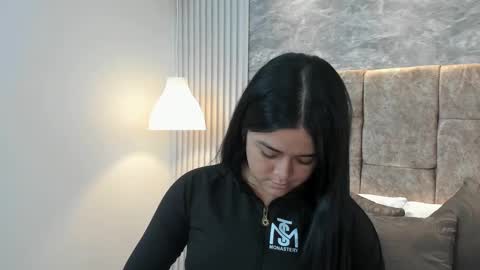 Snapshot of tifany__ross chatting on March 12, 7:17 pm Tiff3 online show from March 12, 7:17 pm