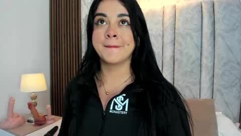 Snapshot of tifany__ross chatting on September 22, 8:22 pm Tiff3 online show from September 22, 8:22 pm