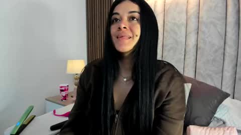 Snapshot of tifany__ross chatting on September 30, 8:25 pm Tiff3 online show from September 30, 8:25 pm